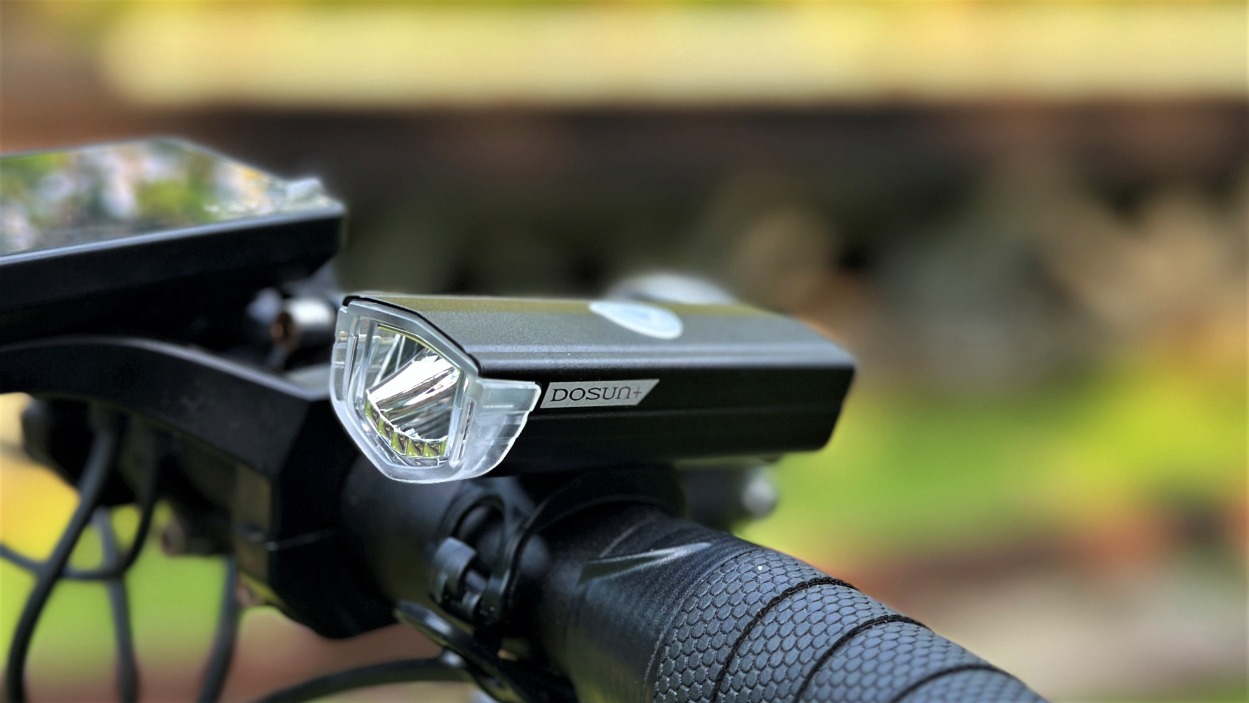 Bicycle front light DOSUN Professional Brand of Bike Lights and eBikes
